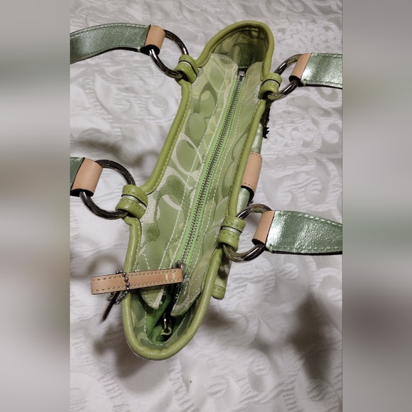 Coach limited edition lady bug hobo bag - Picture 6 of 13